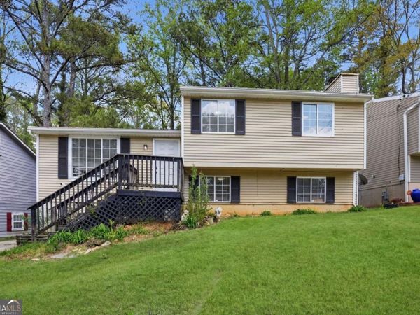 2080 Countydown Lane, Stone Mountain, GA 30088