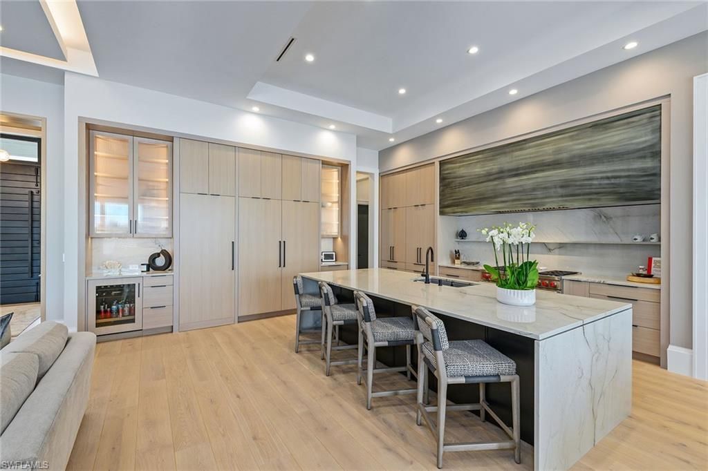 210 Bay Pt , Naples, FL 34103 Photo