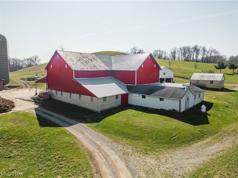 Pleasant Hill Drive, Fresno, OH 43824 Photo 10