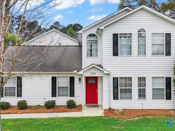 5018 Doris Lane, Guntersville, AL 35976