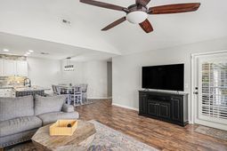 19 Pistachio Loop photo 4