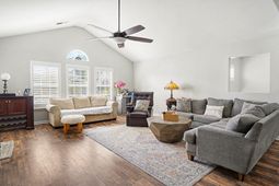 19 Pistachio Loop photo 4