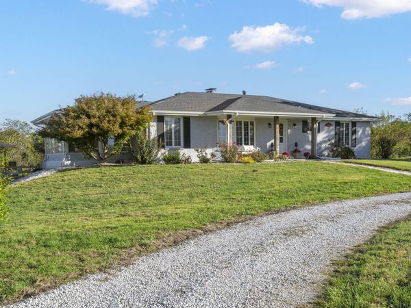 3259 W Farm Rd 60 , Springfield, MO 65803