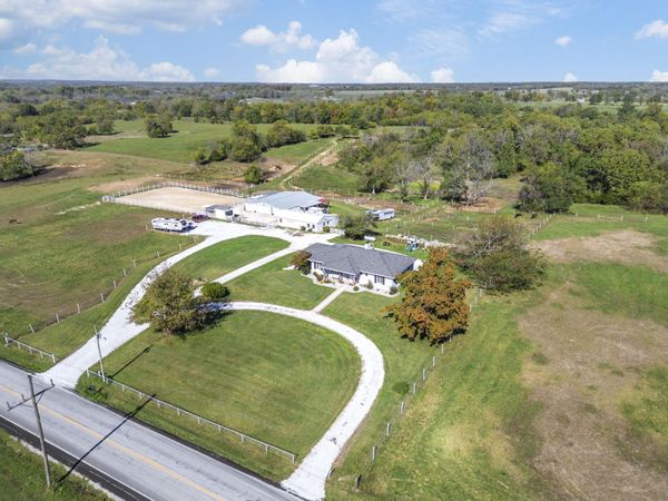 3259 W Farm Rd 60 , Springfield, MO 65803