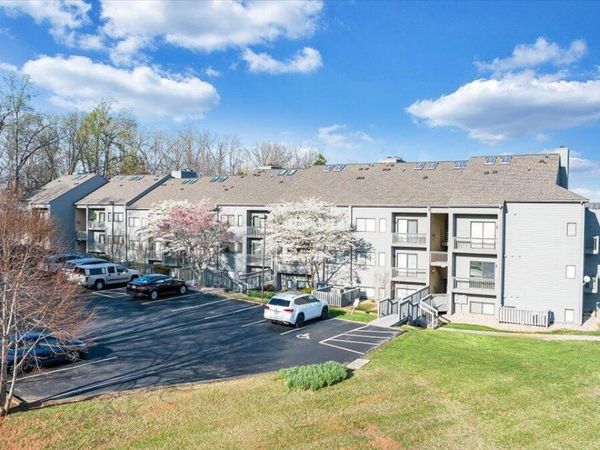 75 Woodbridge CIR, Unit 1114, Moneta, VA 24121