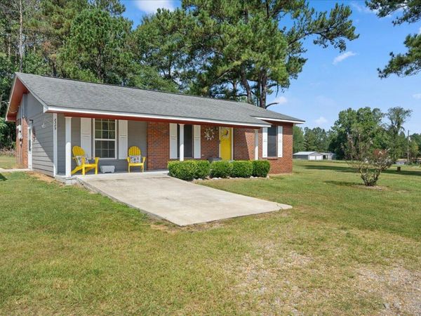 8389 Mississippi 35, Prentiss, MS 39474