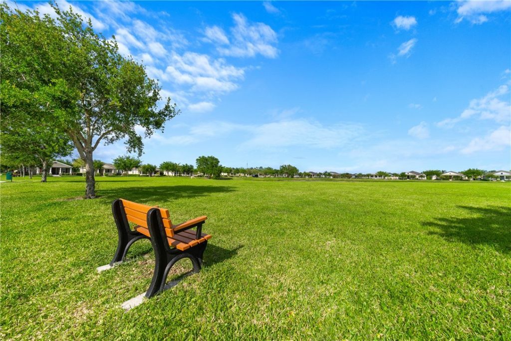 1410 Caddy Court, Vero Beach, FL 32966 Photo