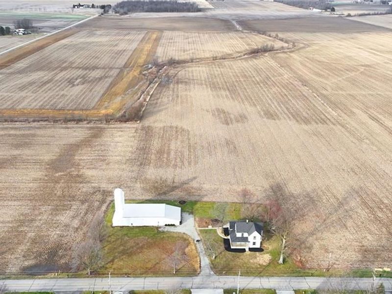 1213 W Holtzmuller Road, West Manchester, OH 45382 Photo 2