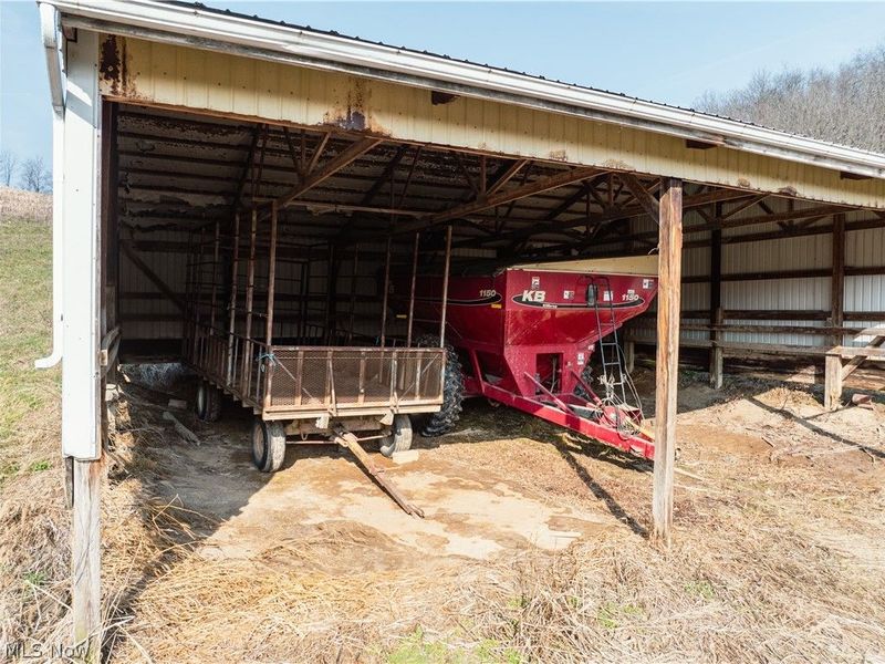 Coal Road, Fresno, OH 43824 Photo 4