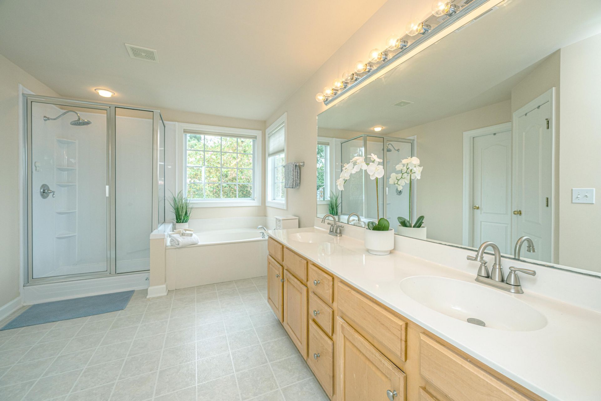 1557 Oakhurst Drive Photo 36