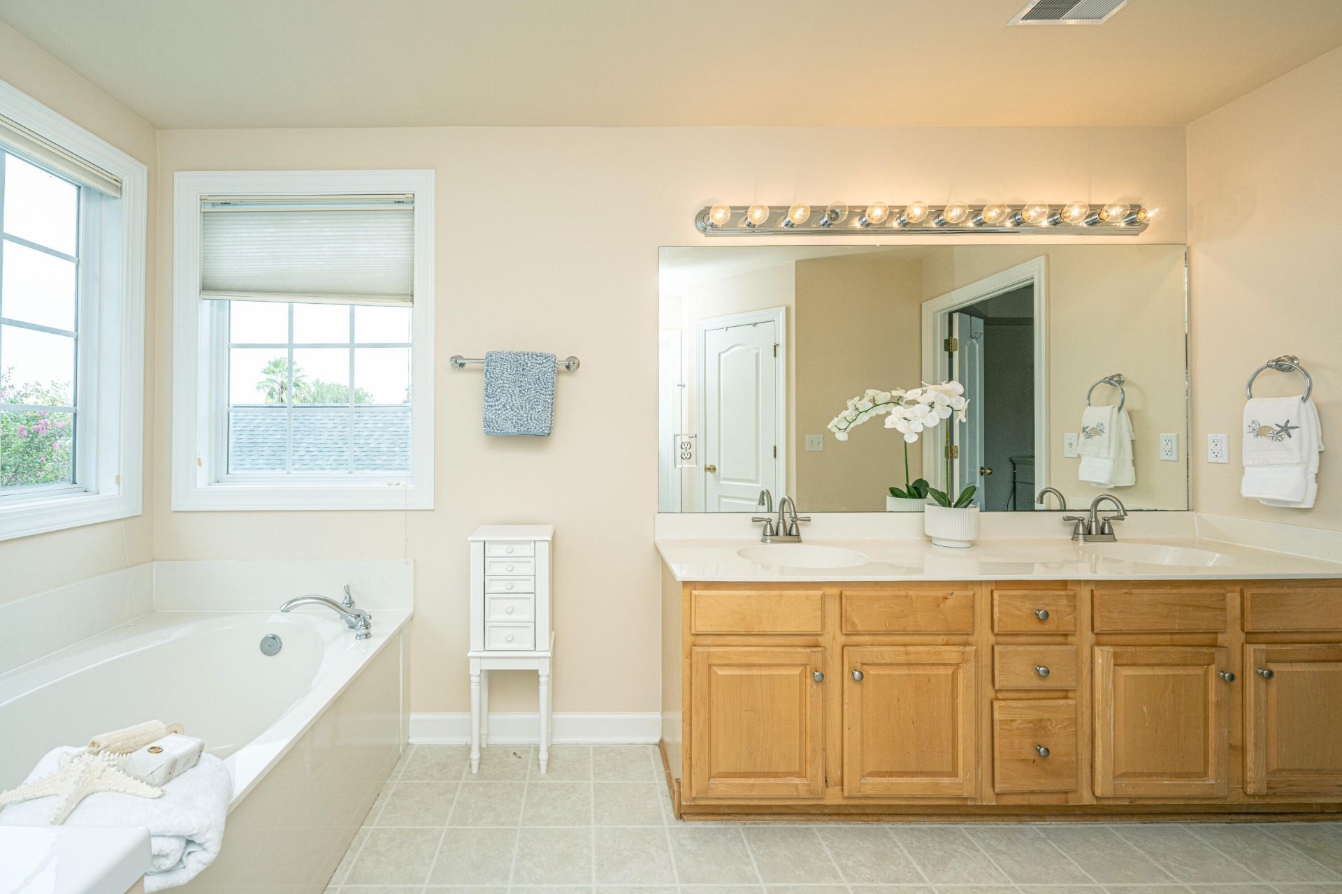 1557 Oakhurst Drive Photo 37