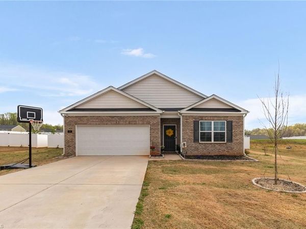 199 Bunting Drive , Lexington, NC 27295