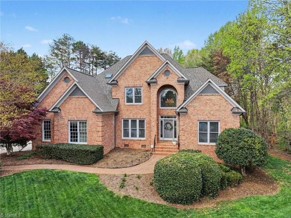 3 Wildrose Court , Greensboro, NC 27410