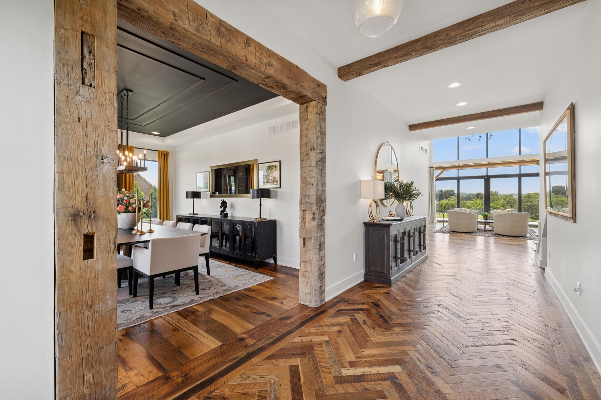 689 Sarah Blake Lane, Versailles, KY 40383