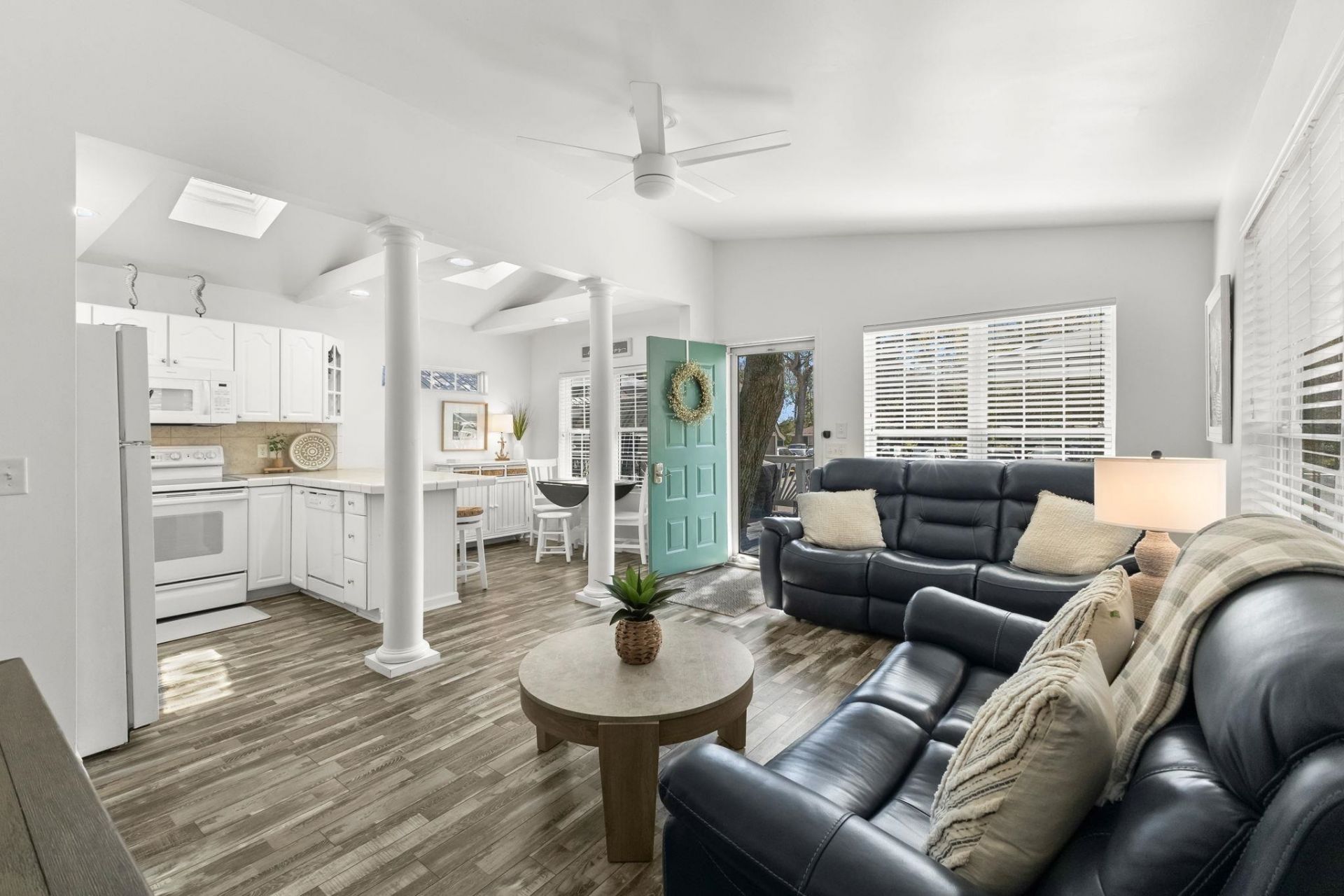 6001-z67 S Kings Hwy.  Photo 11