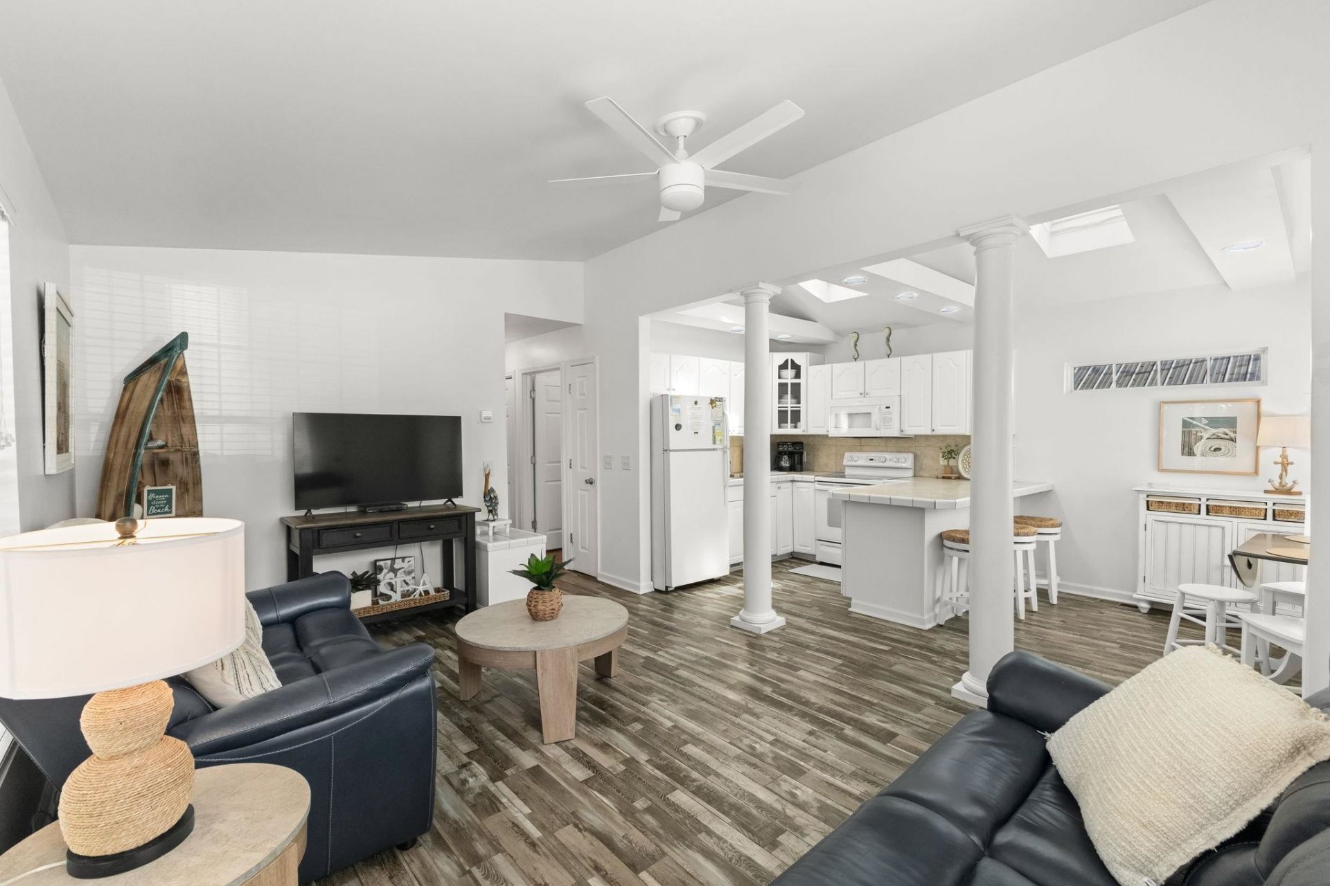 6001-z67 S Kings Hwy.  Photo 12