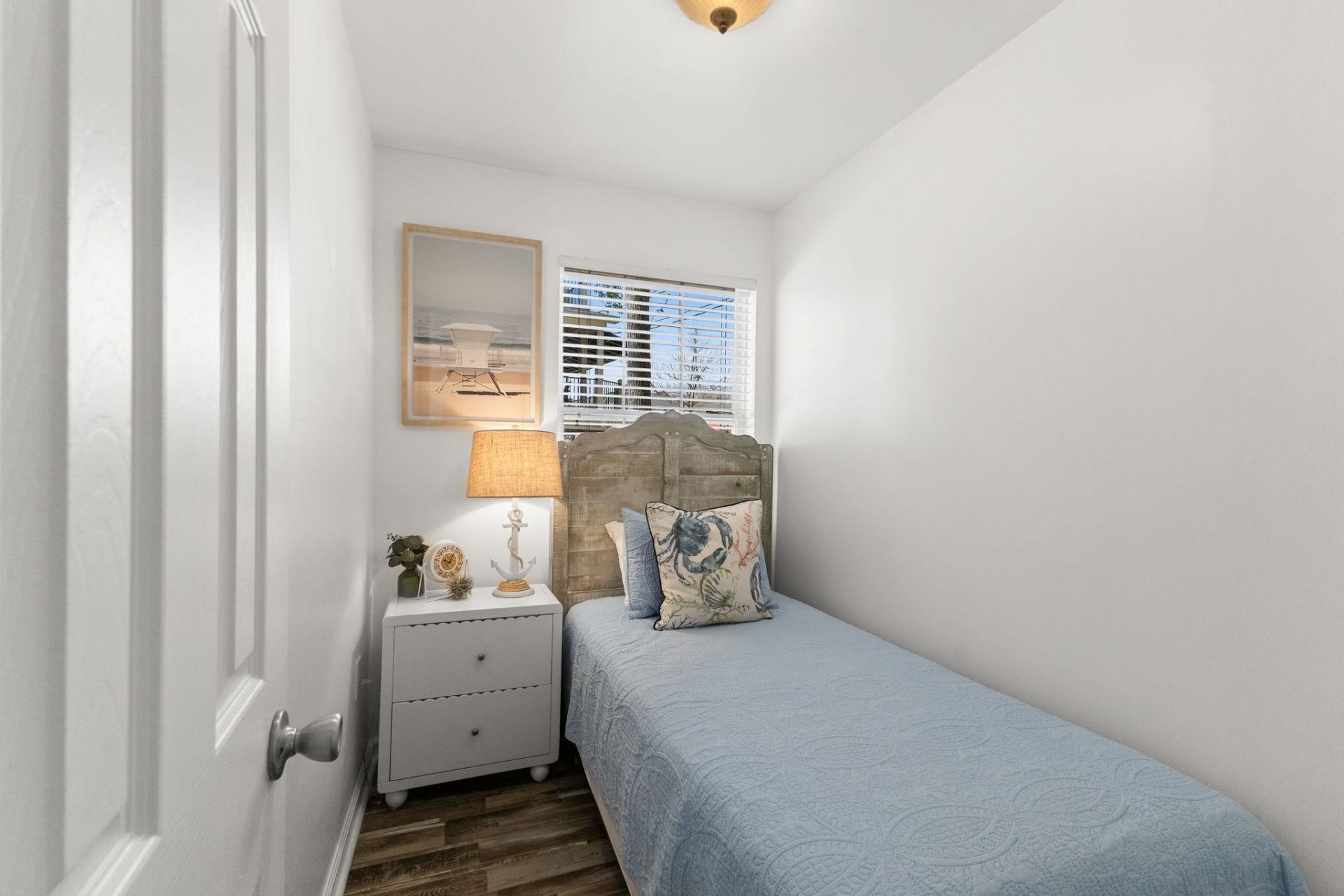 6001-z67 S Kings Hwy.  Photo 24