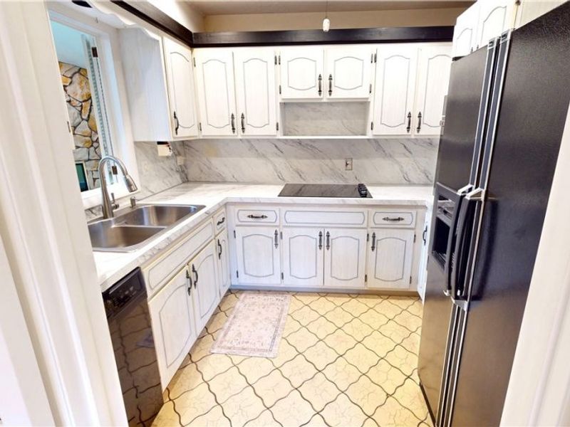 17652 Walnut Trail, Chagrin Falls, OH 44023 Photo 7