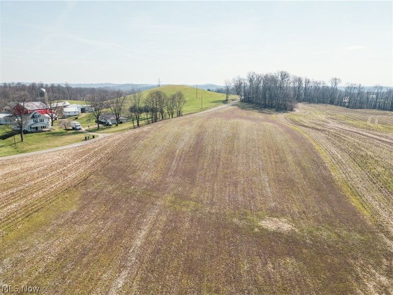 Pleasant Hill Drive, Fresno, OH 43824 Photo 3