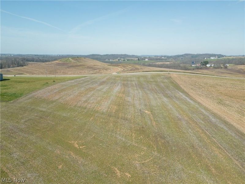 Pleasant Hill Drive, Fresno, OH 43824 Photo 2