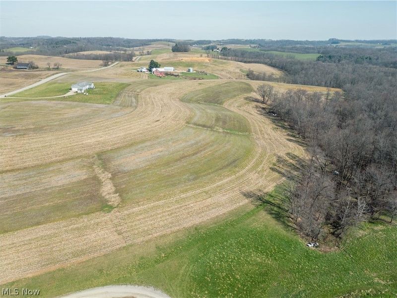 Pleasant Hill Drive SW, Fresno, OH 43824 Photo 3