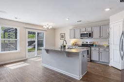 151 Honey Tree photo 4