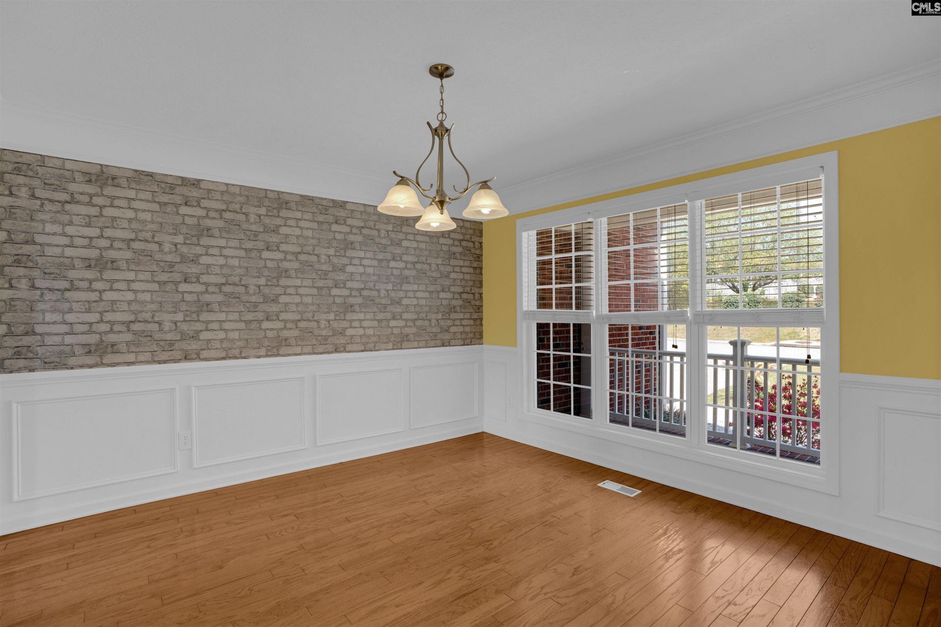 116 Cottingham Court  Photo 11