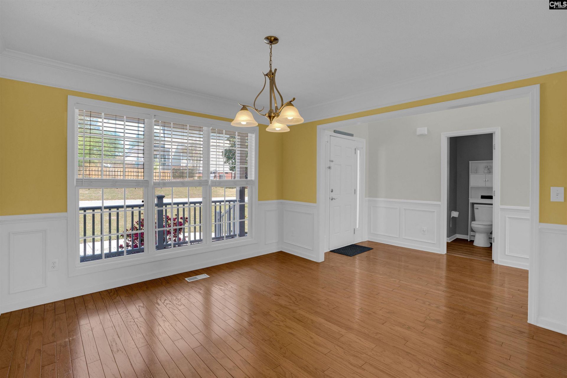 116 Cottingham Court  Photo 12