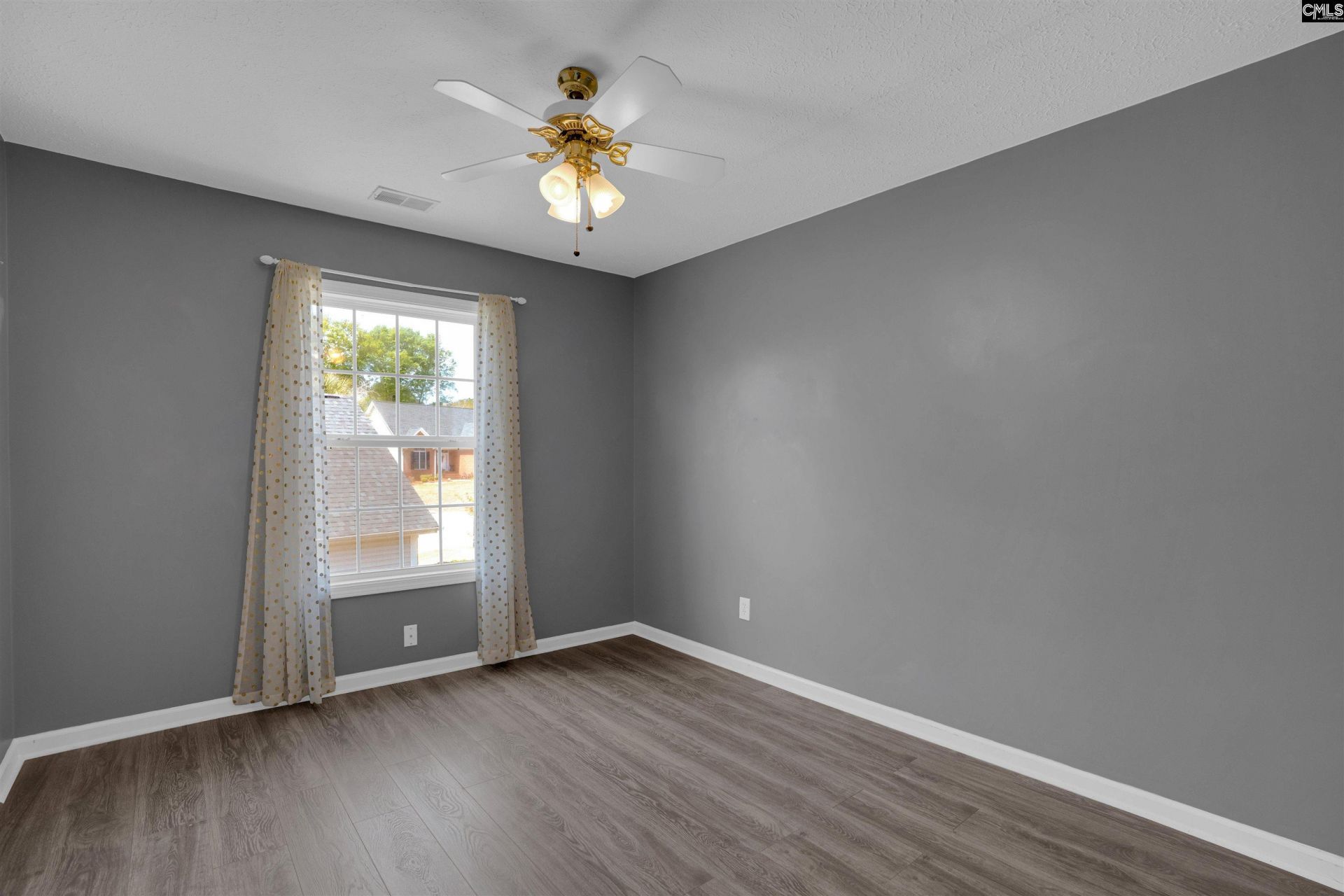 116 Cottingham Court  Photo 44