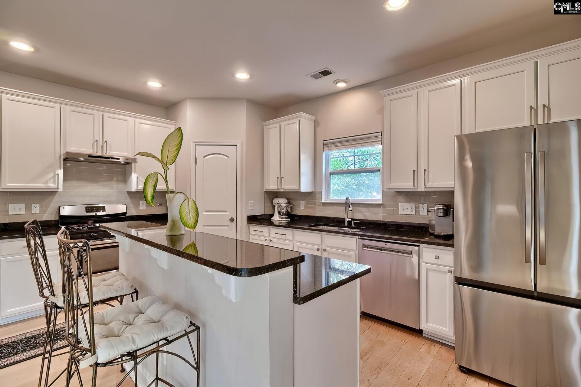 516 Mill Farm Court Photo 10