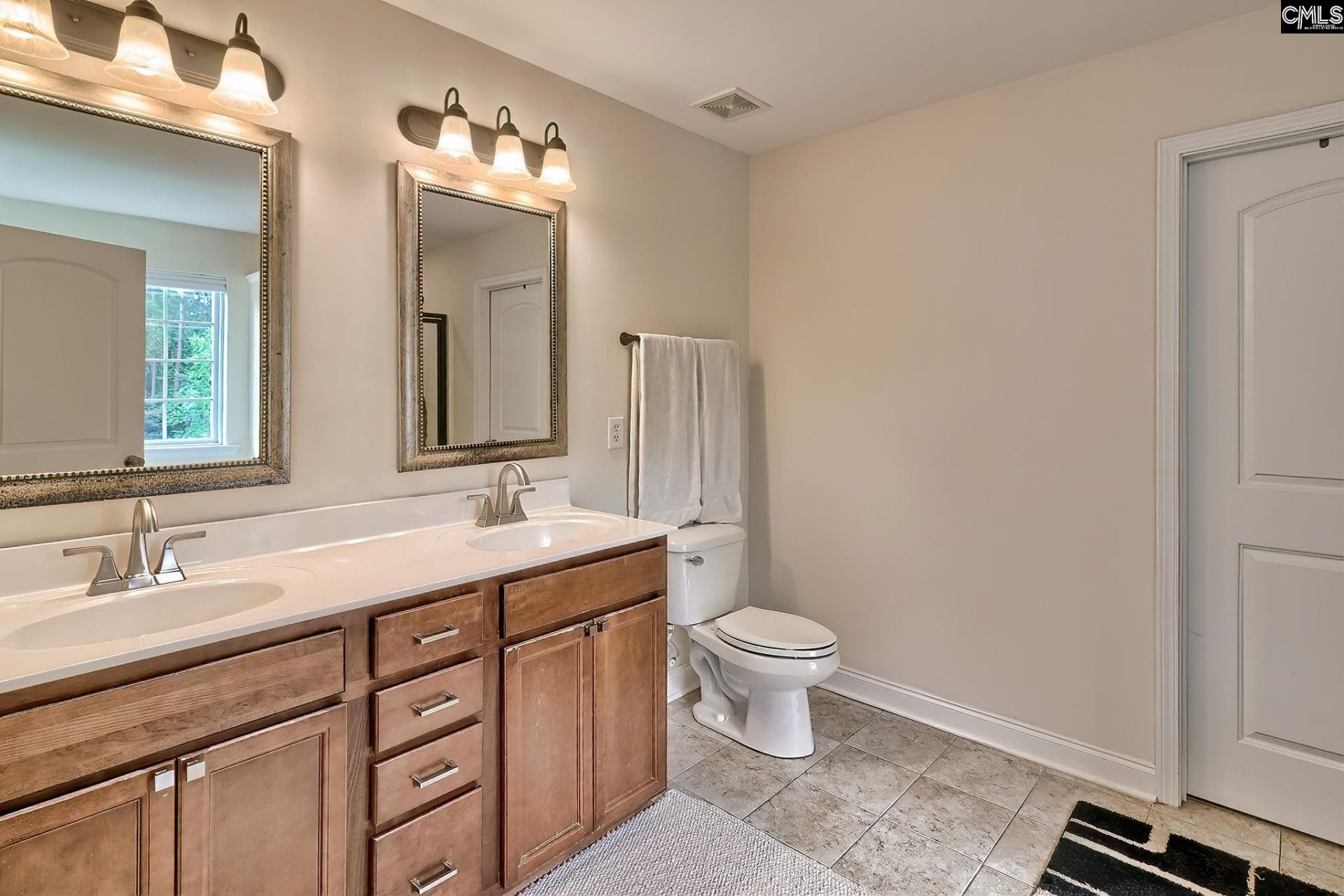 516 Mill Farm Court Photo 21