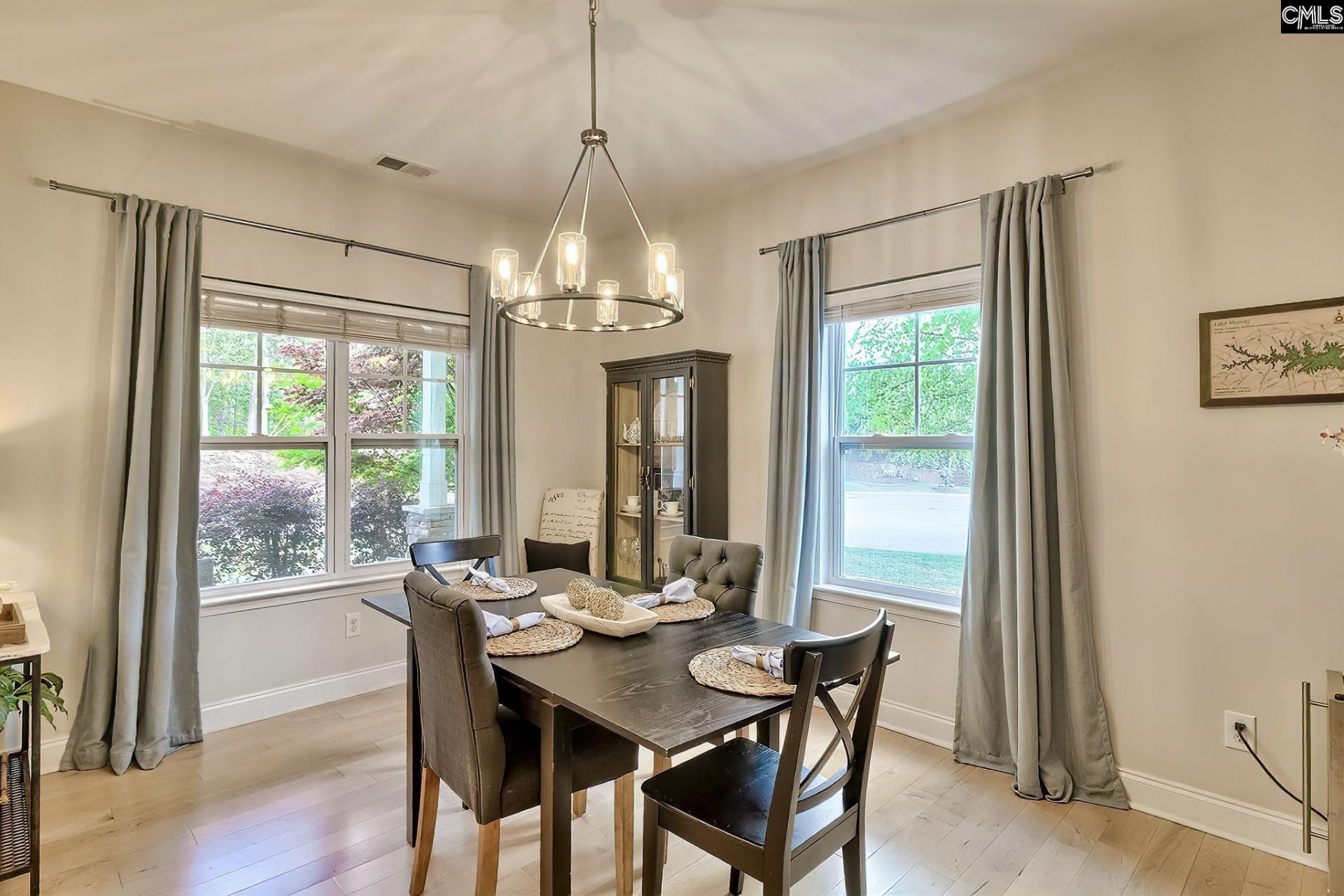 516 Mill Farm Court Photo 4