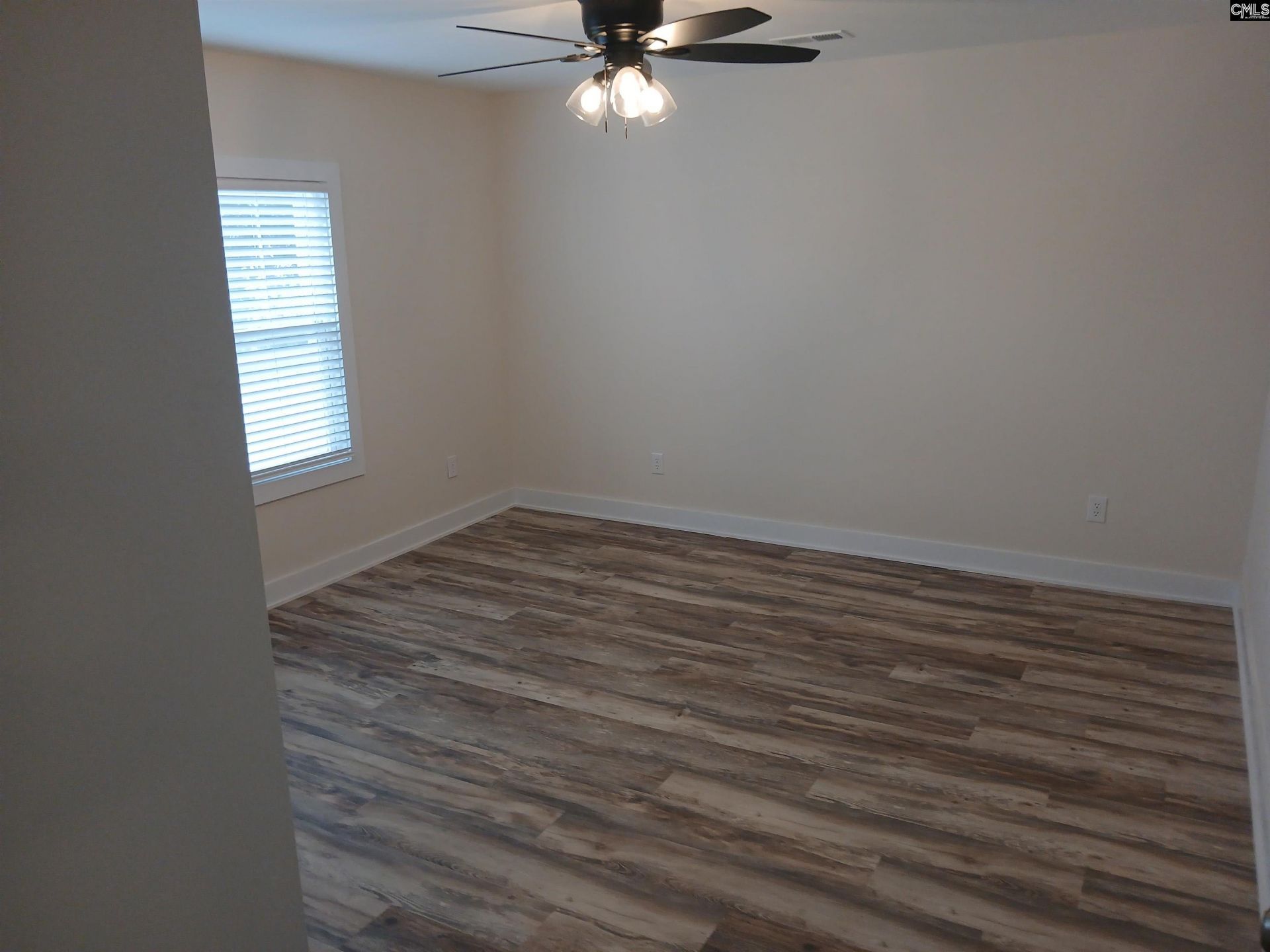 165 W 2nd Street  Photo 12