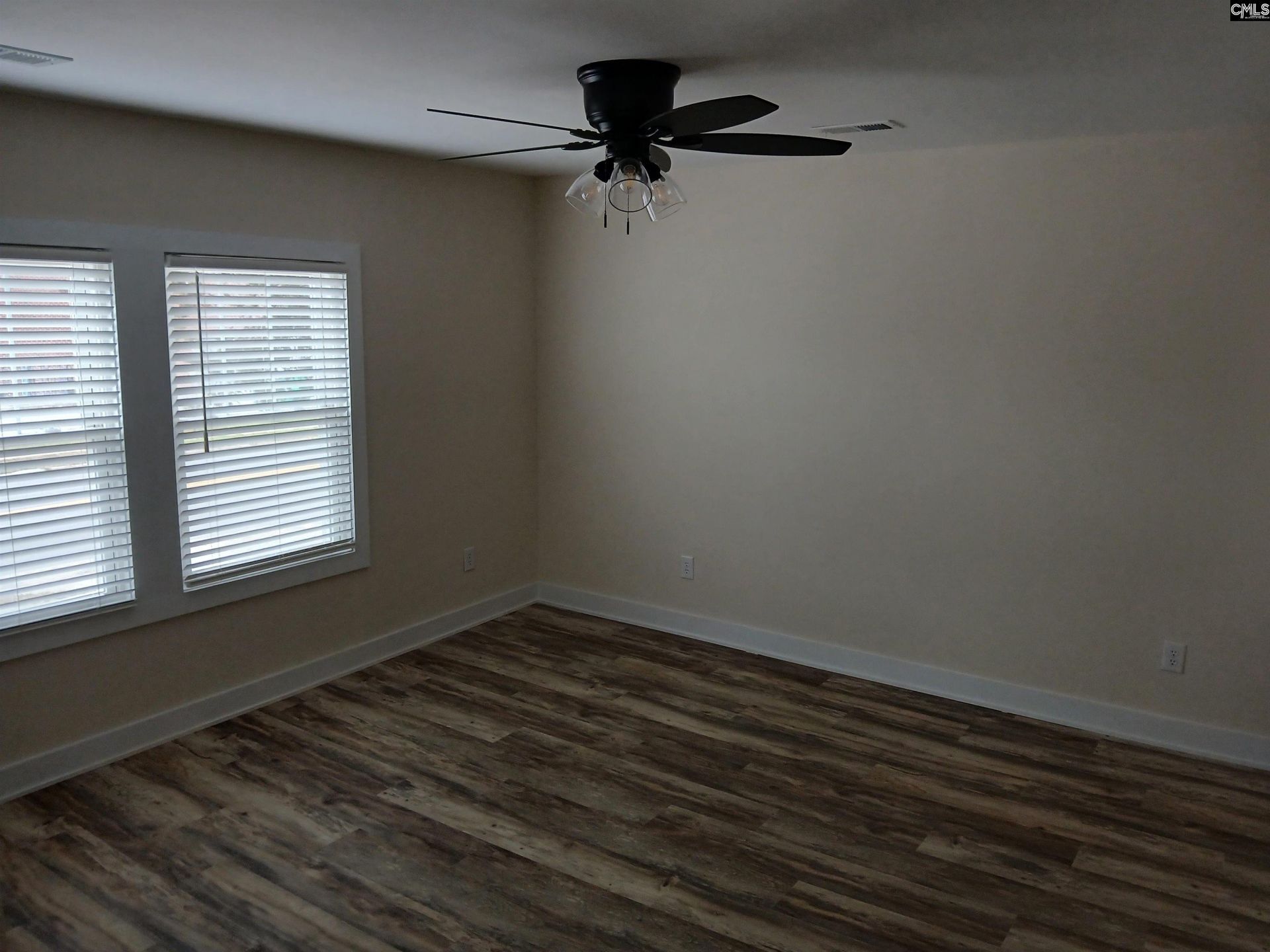 165 W 2nd Street  Photo 13