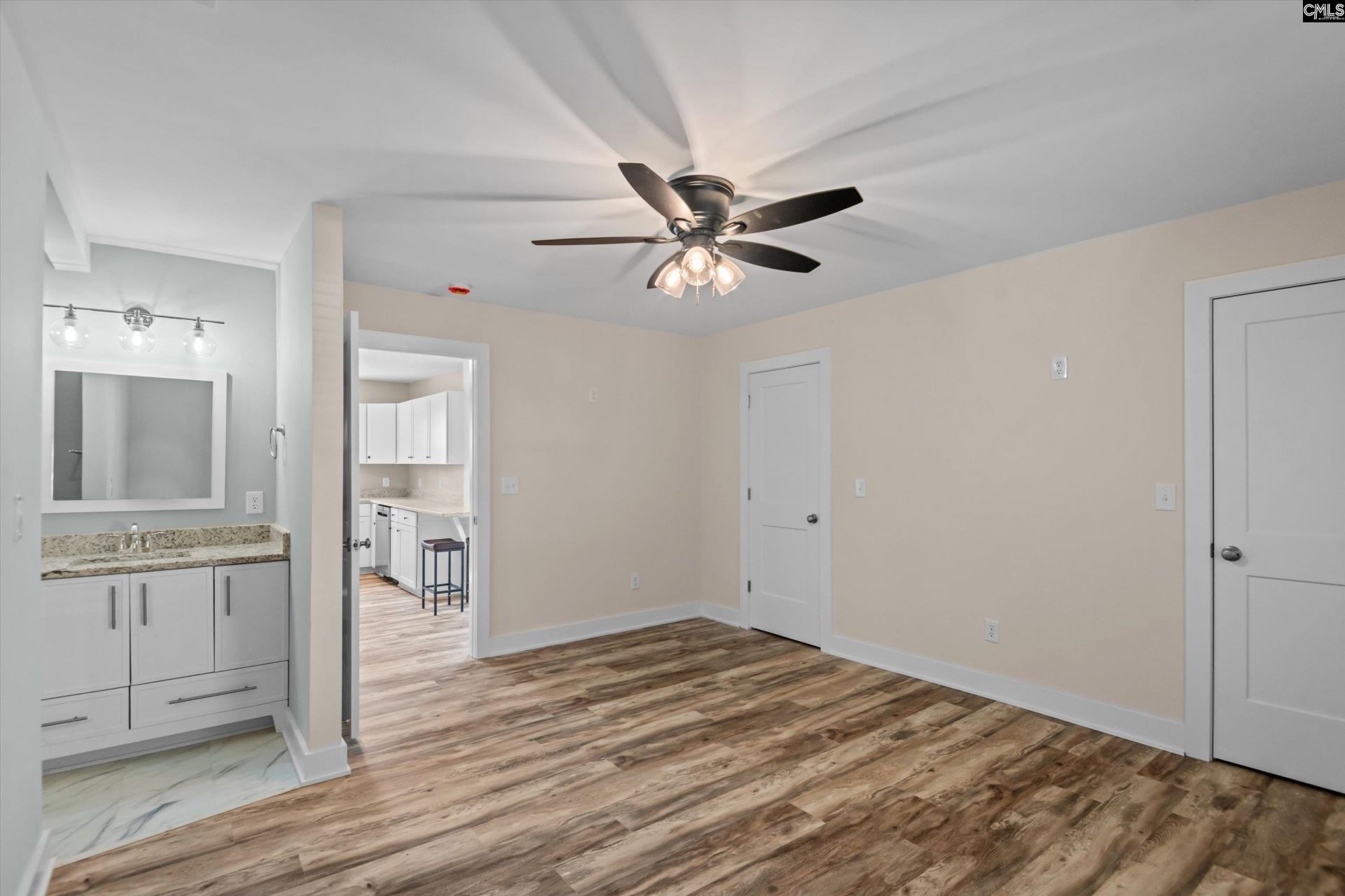 165 W 2nd Street Photo 15