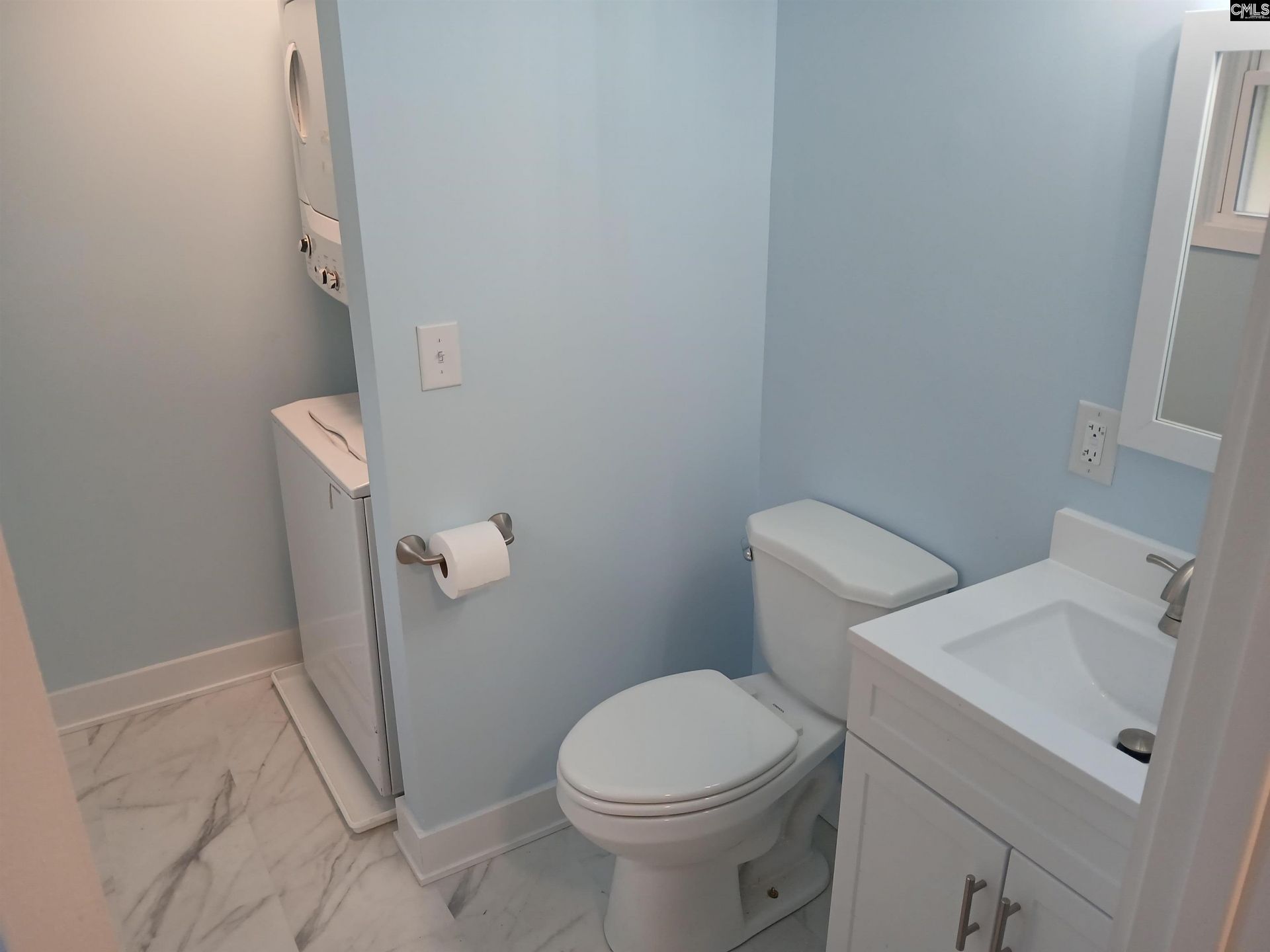 165 W 2nd Street  Photo 16