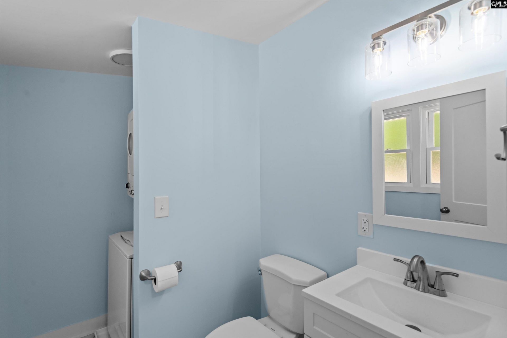 165 W 2nd Street Photo 17