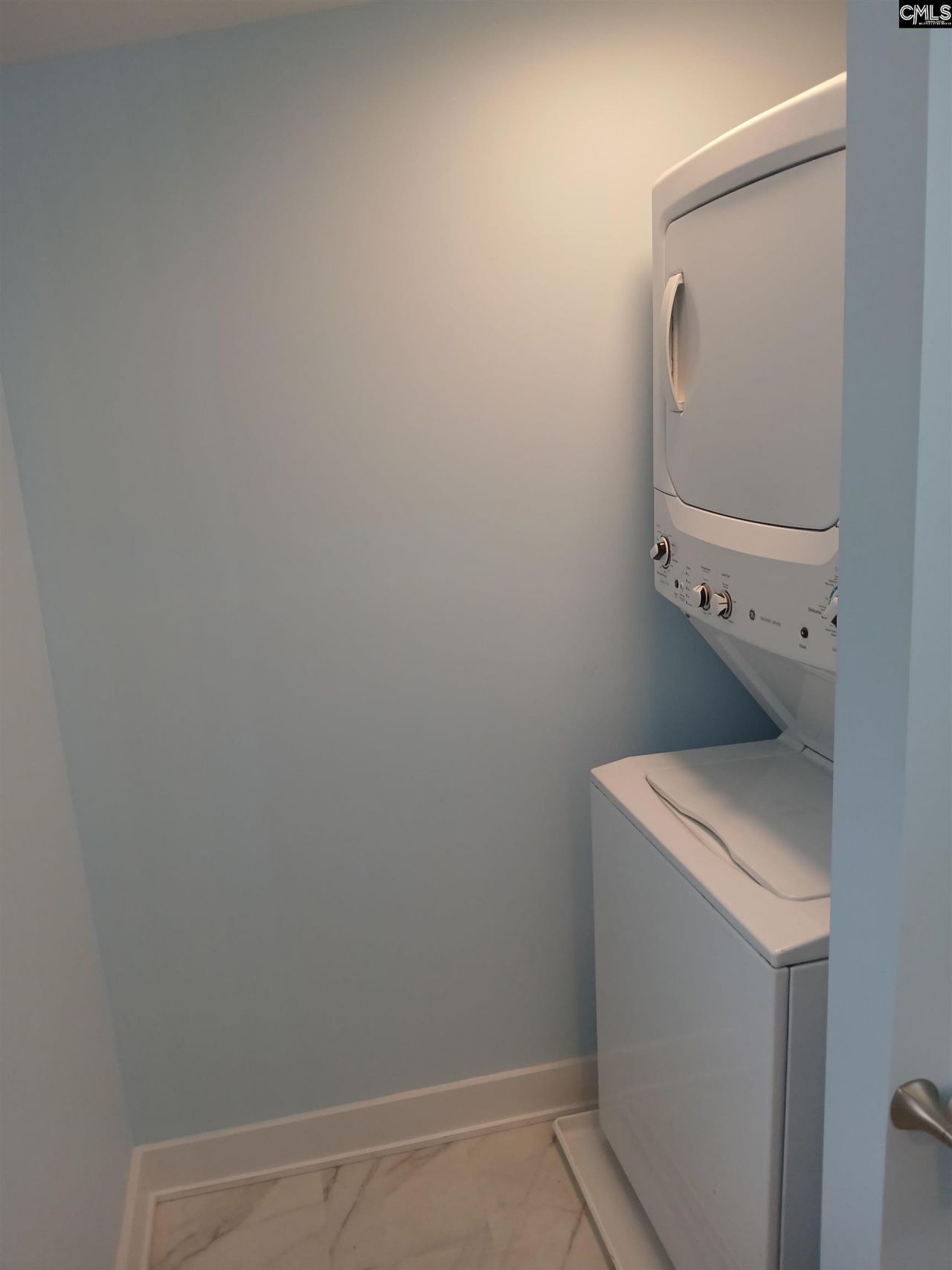 165 W 2nd Street  Photo 19