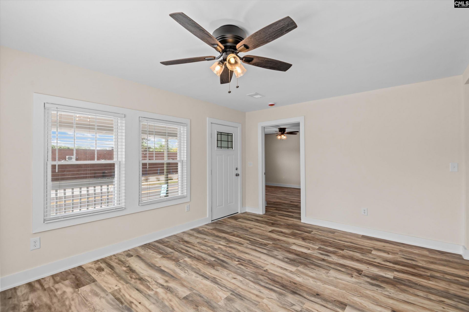 165 W 2nd Street Photo 5