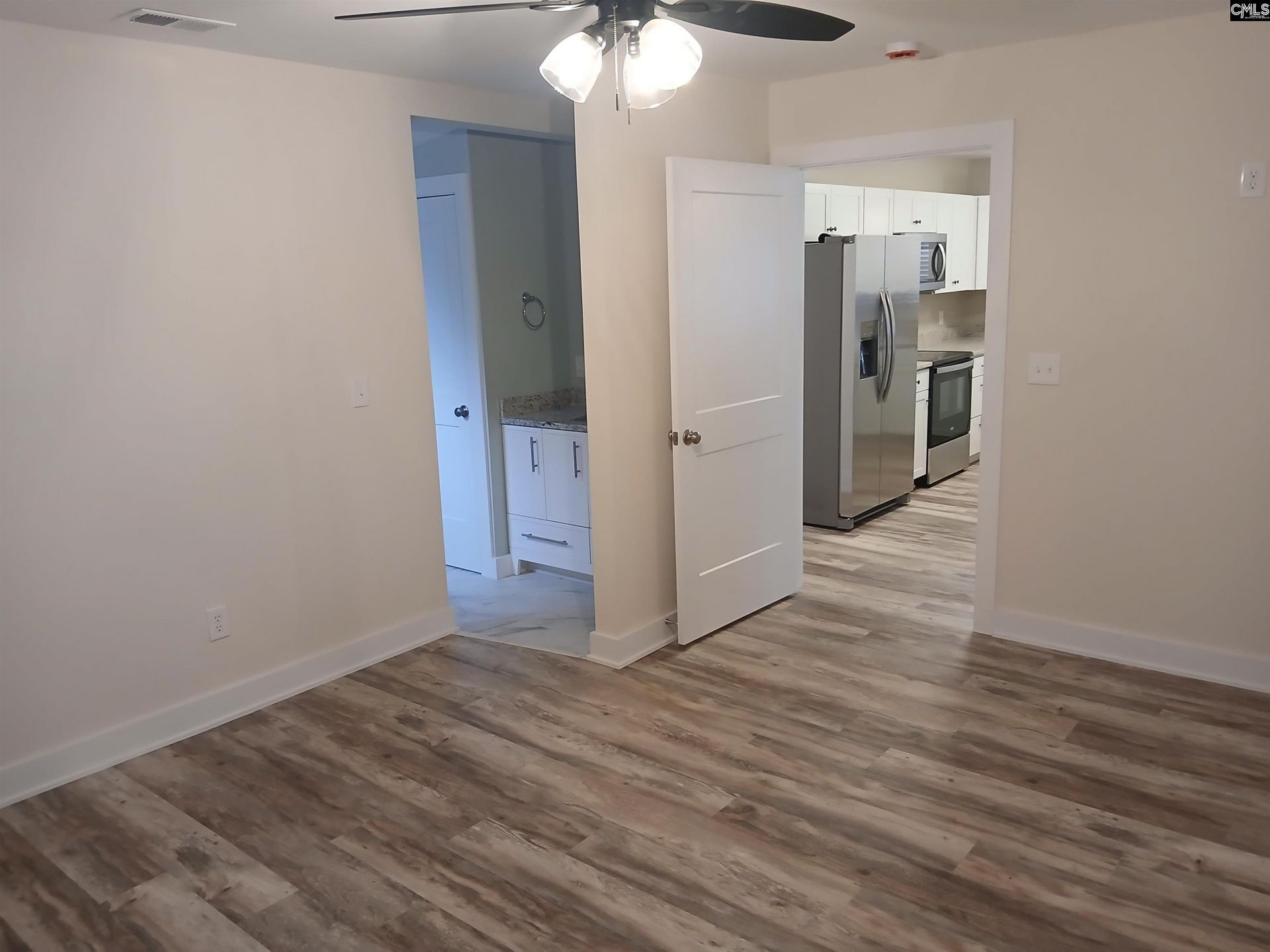 165 W 2nd Street  Photo 7