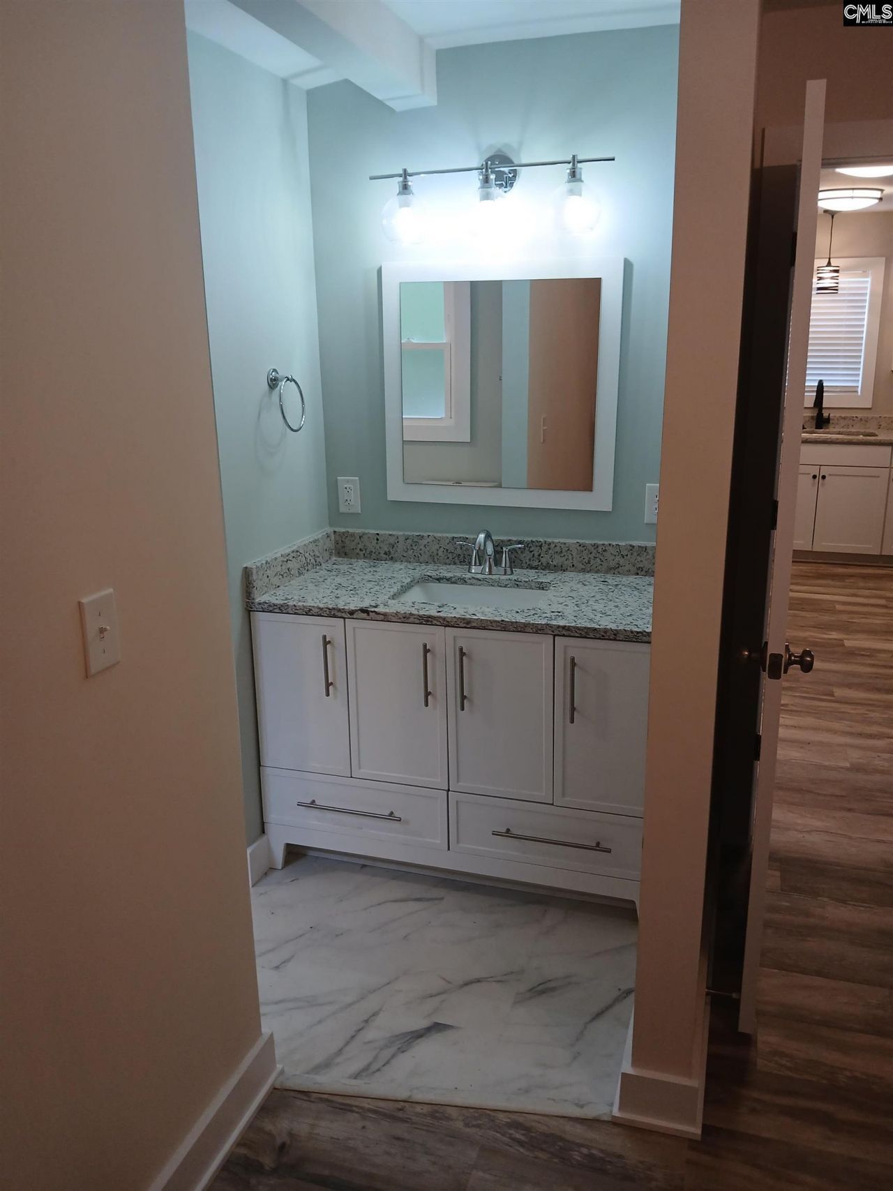 165 W 2nd Street  Photo 9