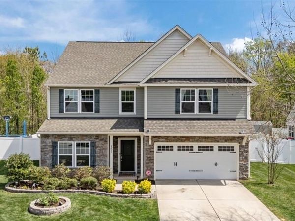 4033 Medina Court , Pfafftown, NC 27040