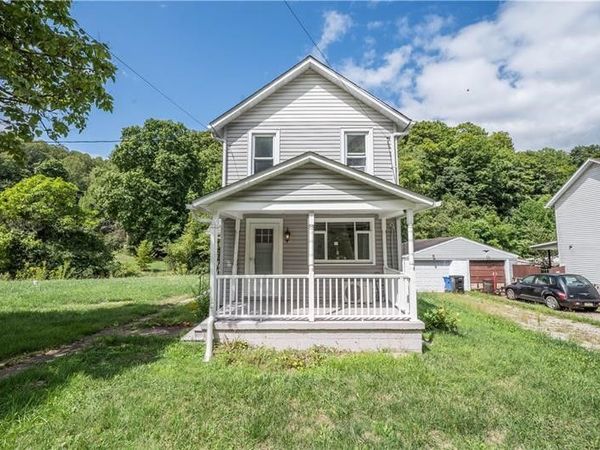2592 Douglas Run Road, Elizabeth, PA 15037