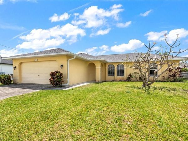 504 NW 3rd LN , CAPE CORAL, FL 33993
