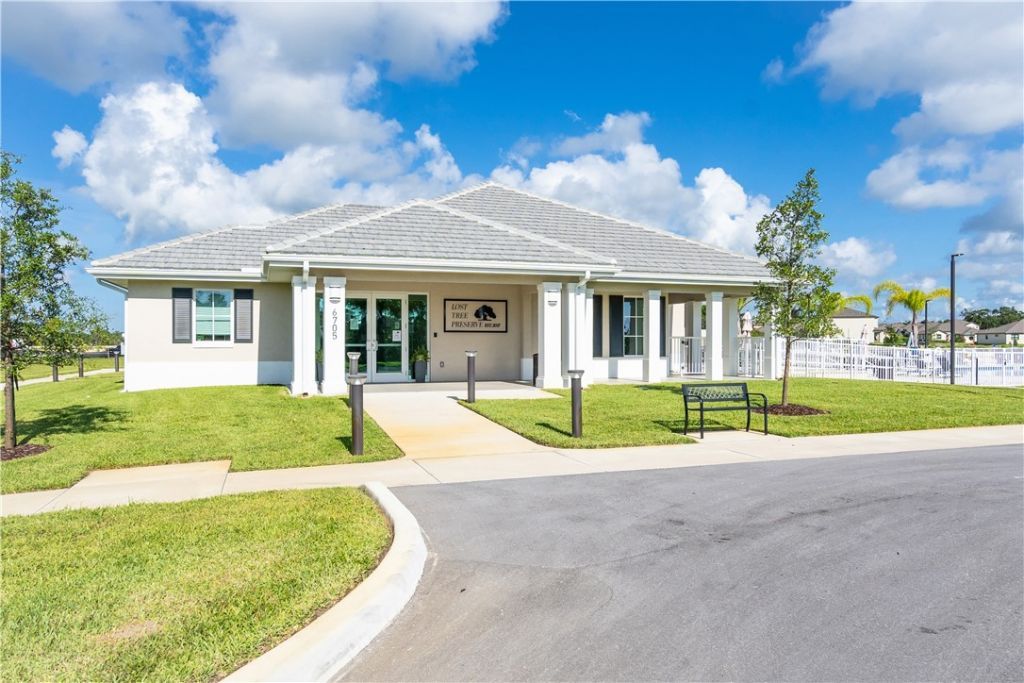 6775 Canterbridge Drive, Vero Beach, FL 32967 Photo