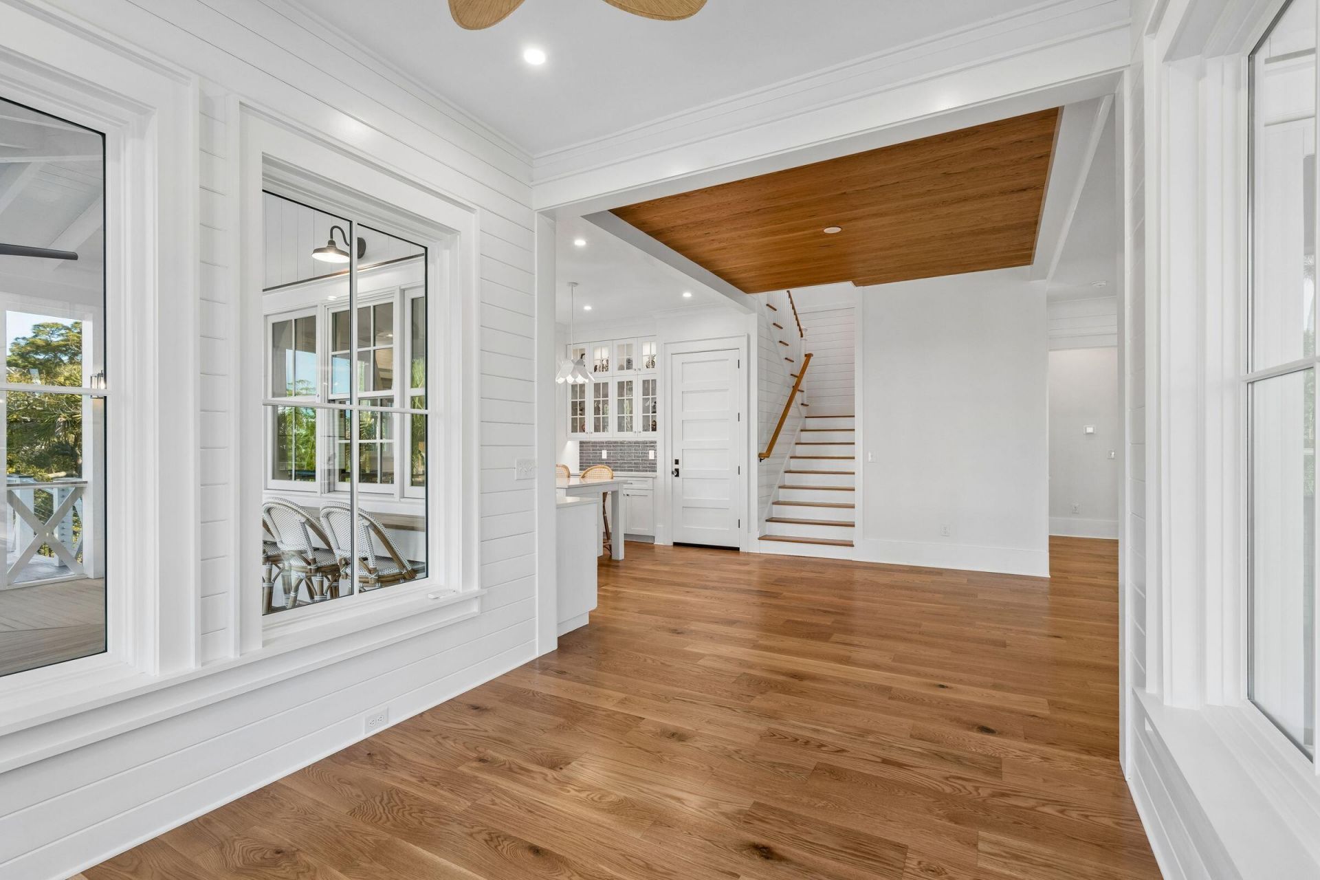 720 W Ashley Avenue Photo 31