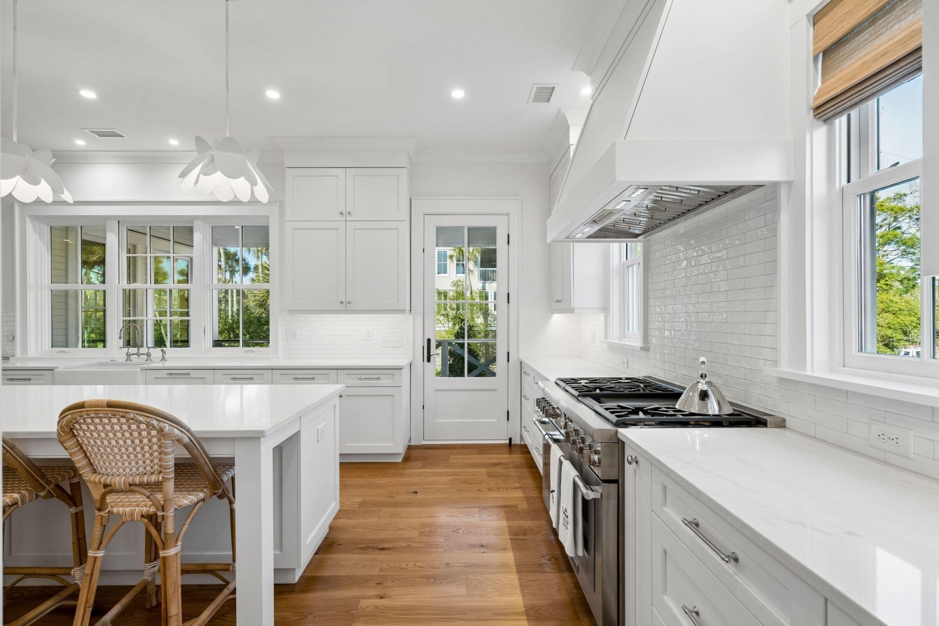 720 W Ashley Avenue Photo 38