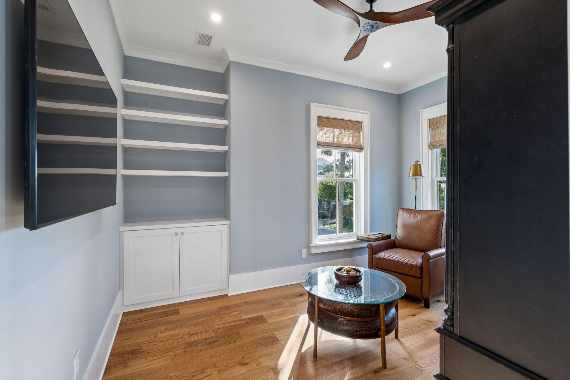 720 W Ashley Avenue Photo 47