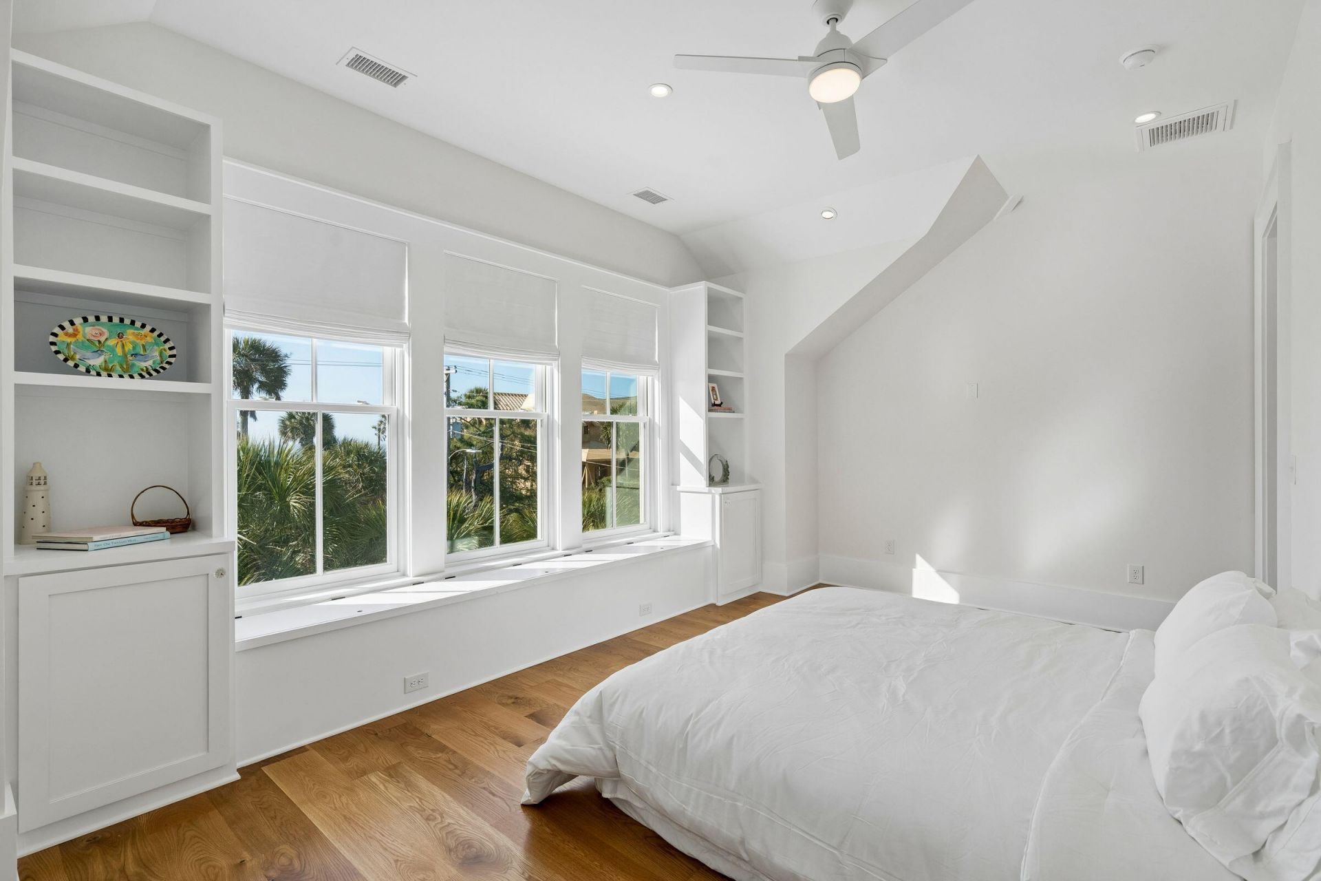 720 W Ashley Avenue Photo 74