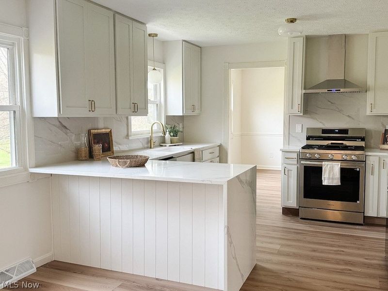 455 Barrenwood Drive, Wadsworth, OH 44281 Photo 12